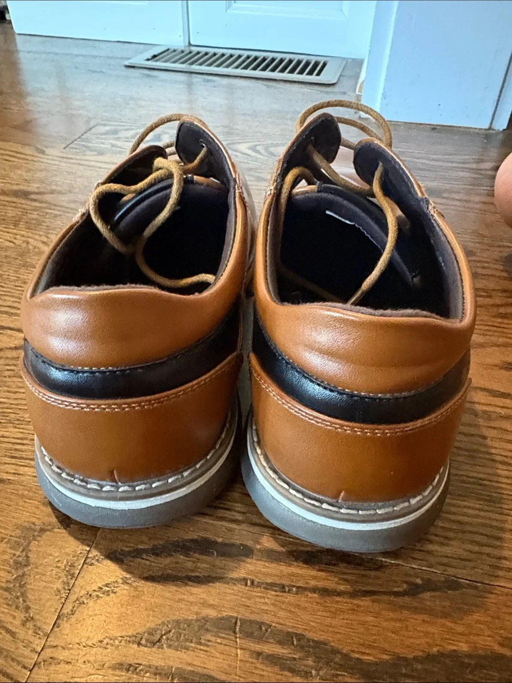 Bruno Marc Men’s Brown Leather Lace-Up Oxfords